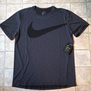 Grey Nike Breathe t shirt